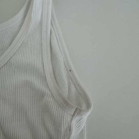 white tna tank top - Picture 2 of 3